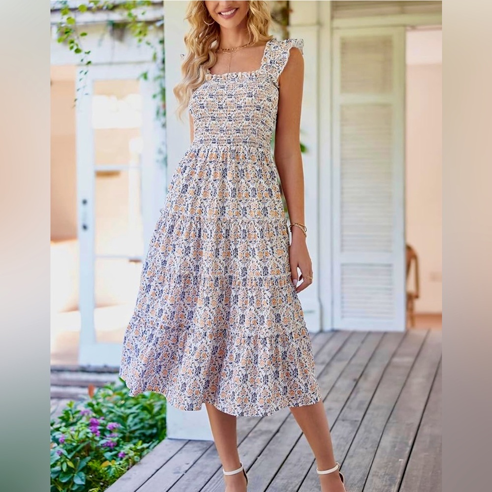 NWT BTFBM Boutique Flowy Feminine Rouched Dress